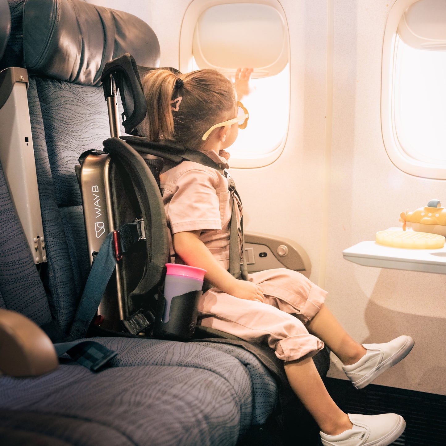 Plane car seat - wayb pico travel car seat