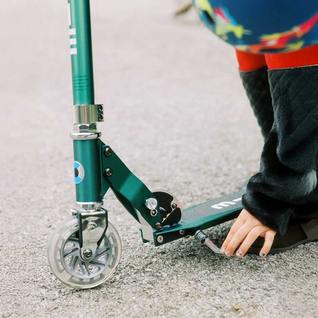 Micro Kickboard Sprite LED Scooter -Forest-Green