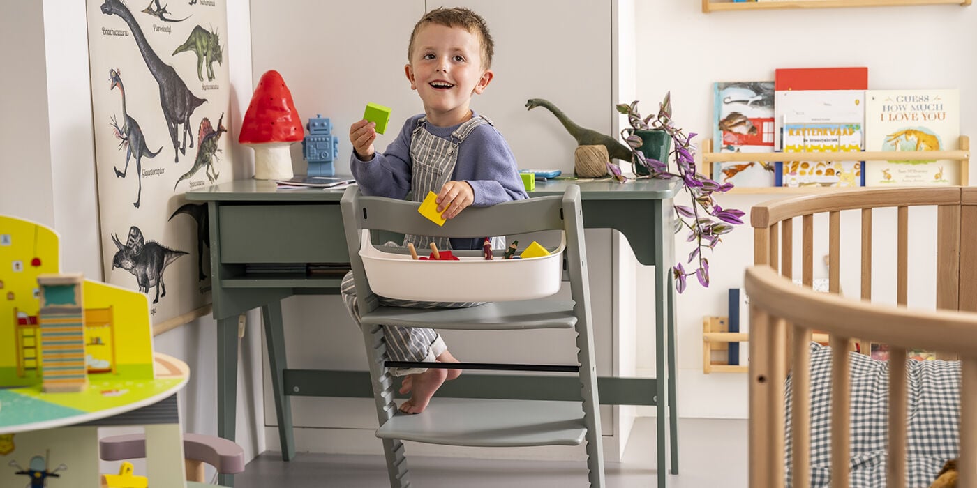 Stokke Tripp Trapp 2 Highchair with Cushion and Tray