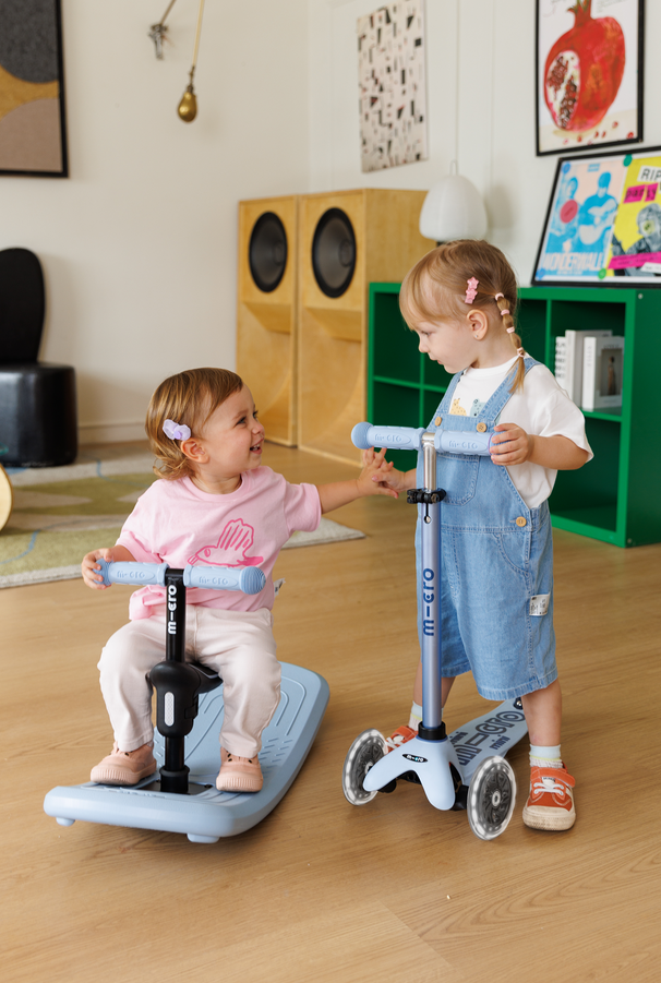 Micro Kickboard Mini2Grow LED Scooter