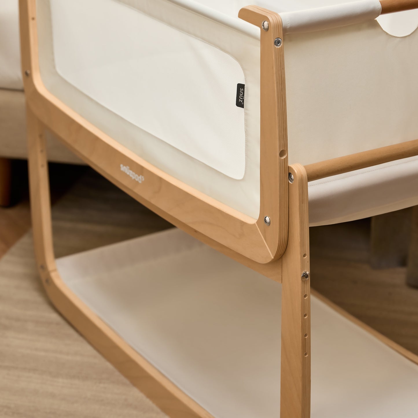 Snuz SnuzPod5 Bedside Crib Natural