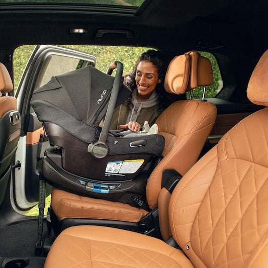 NUNA Pipa Aire RX lightest car seat