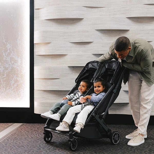 UPPAbaby Minu Duo in Jake at Airport