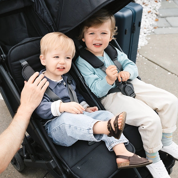 UPPAbaby Minu Duo in Jake Siblings Lifestyle