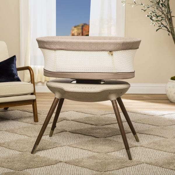 Starling Smart Bassinet made by Maxi-Cosi