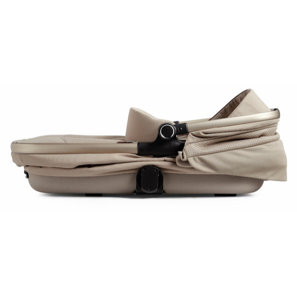 Silver Cross Reef Bassinet version 2 folded