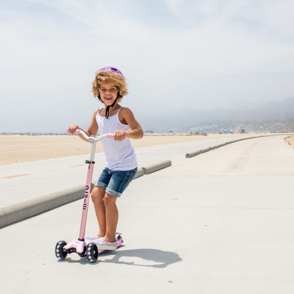 Micro Kickboard Maxi Pro LED Scooter