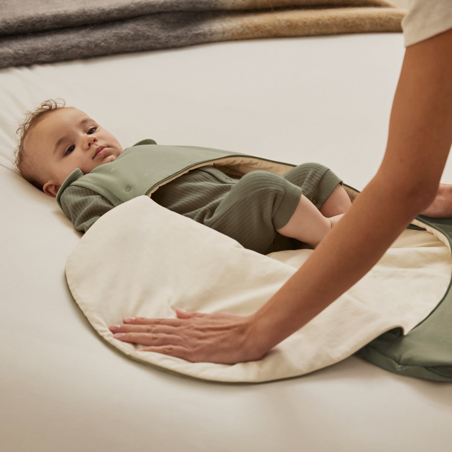 Snuz SnuzPouch Sleeping Bag - Sage Cross