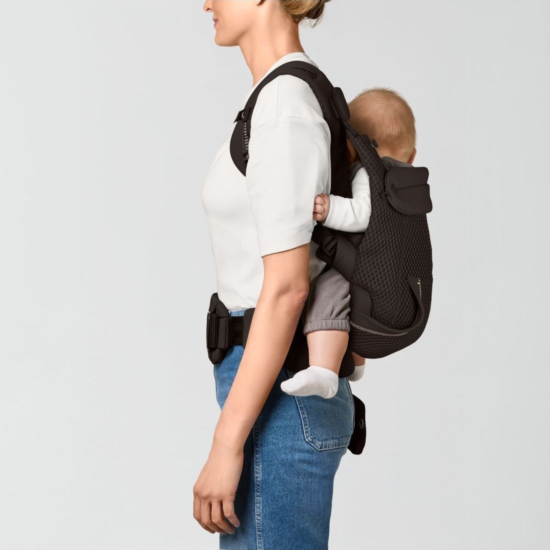 LAYA Carrier - Chocolate Brown