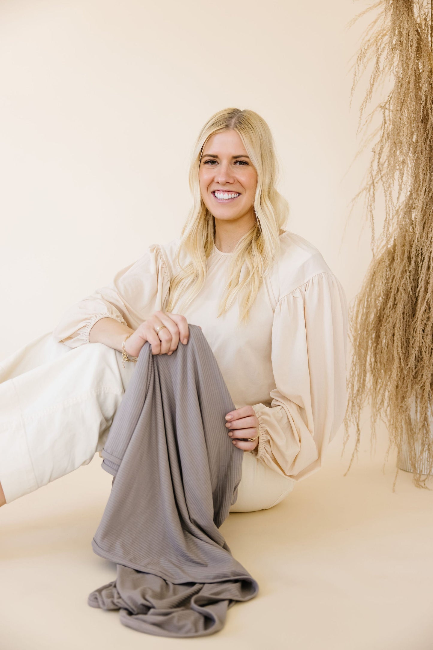 Beau Ribbed Newborn Hat Bundle (Gown)