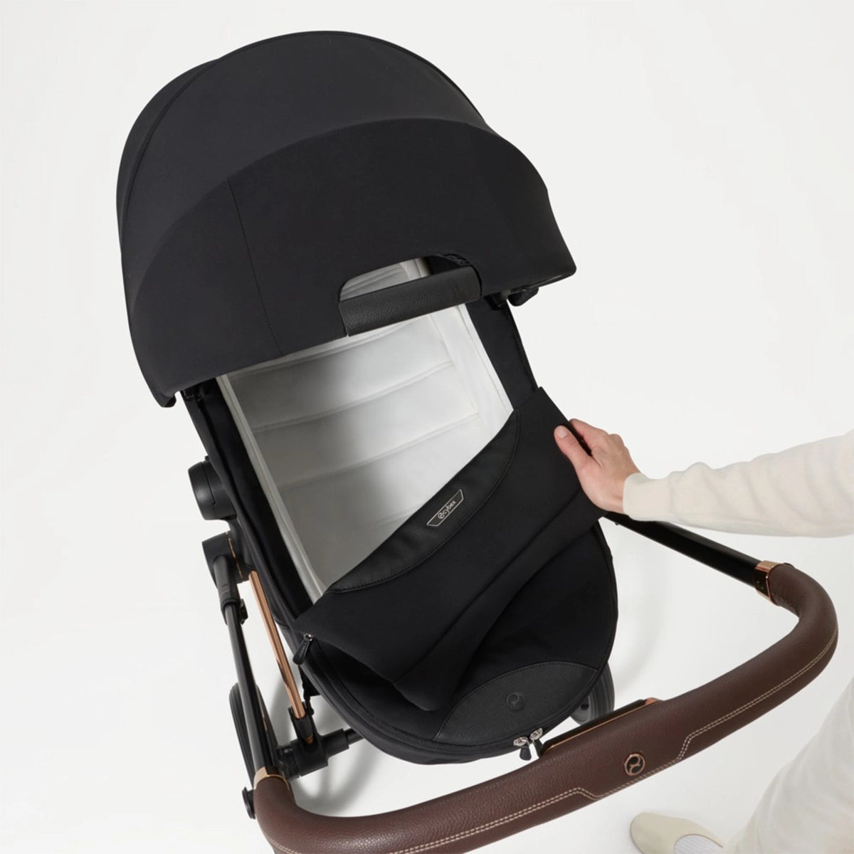 Cybex Priam Comfort Newborn Bundle