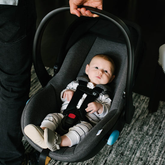 Clek Liing Infant Car Seat - Slate is light and sturdy