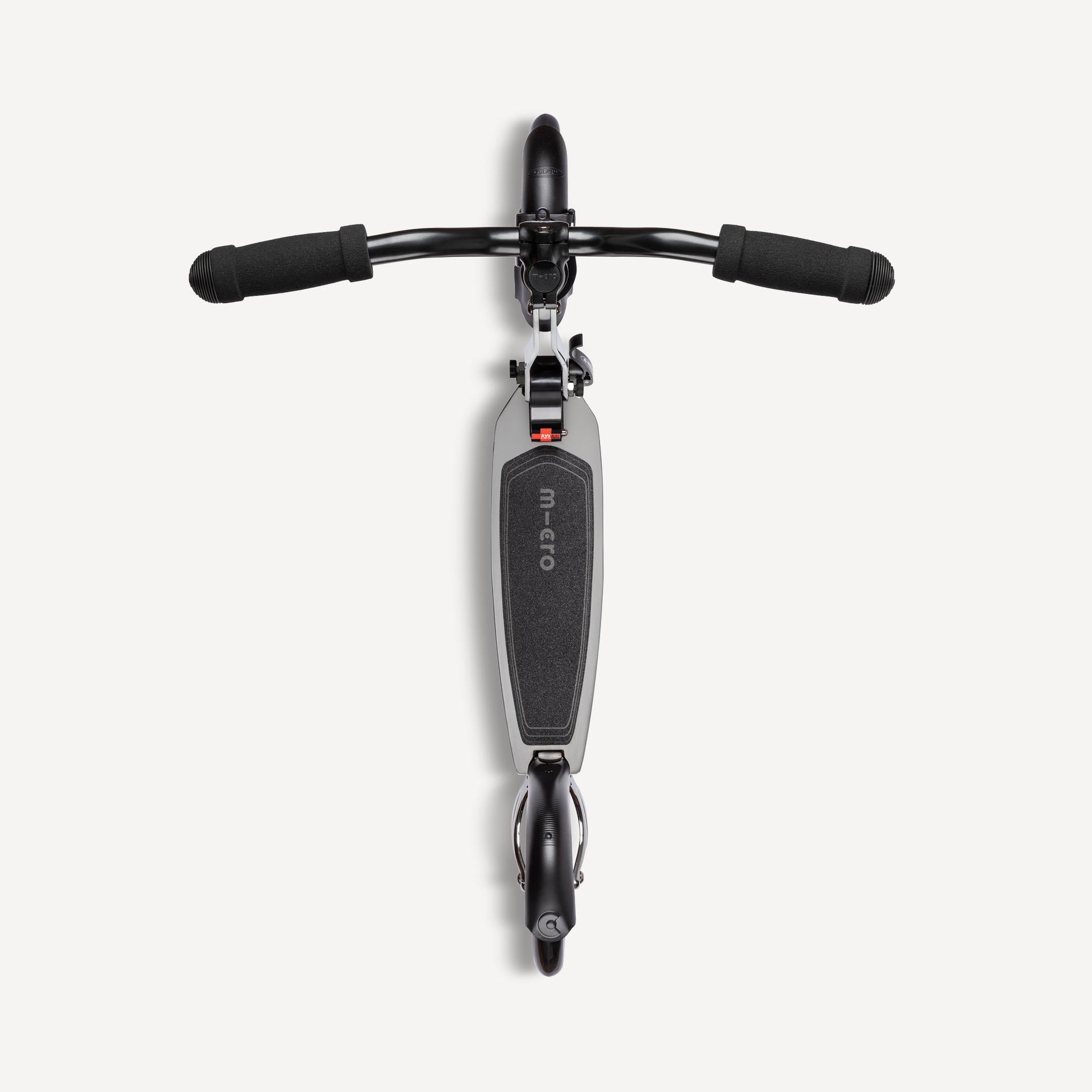 Micro Classic Scooter – Neochrome Black | Kidsland