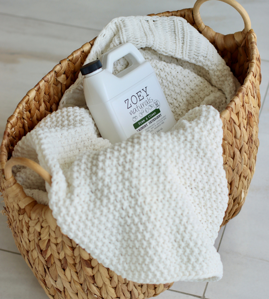Zoet Naturals Free & Clean Laundry Detergent | Fragrance Free for Sensitive Skin, Plant Based
