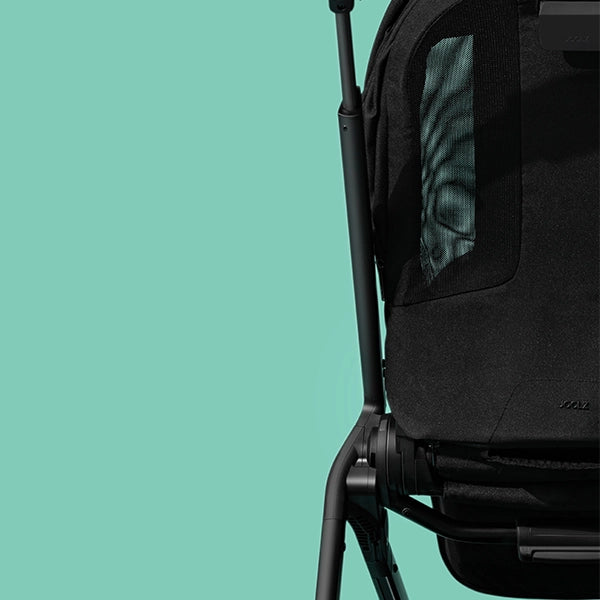 Joolz Hub² Compact Stroller Ventilated Seat Product Shot