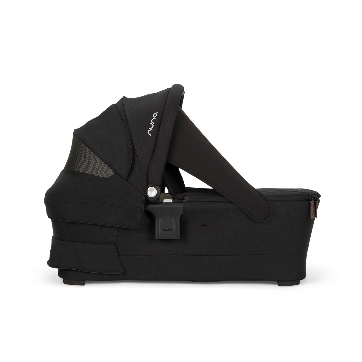 
TRIV & SWIV series bassinet shown without the stand with Iconic Sky drape for extra privacy shown