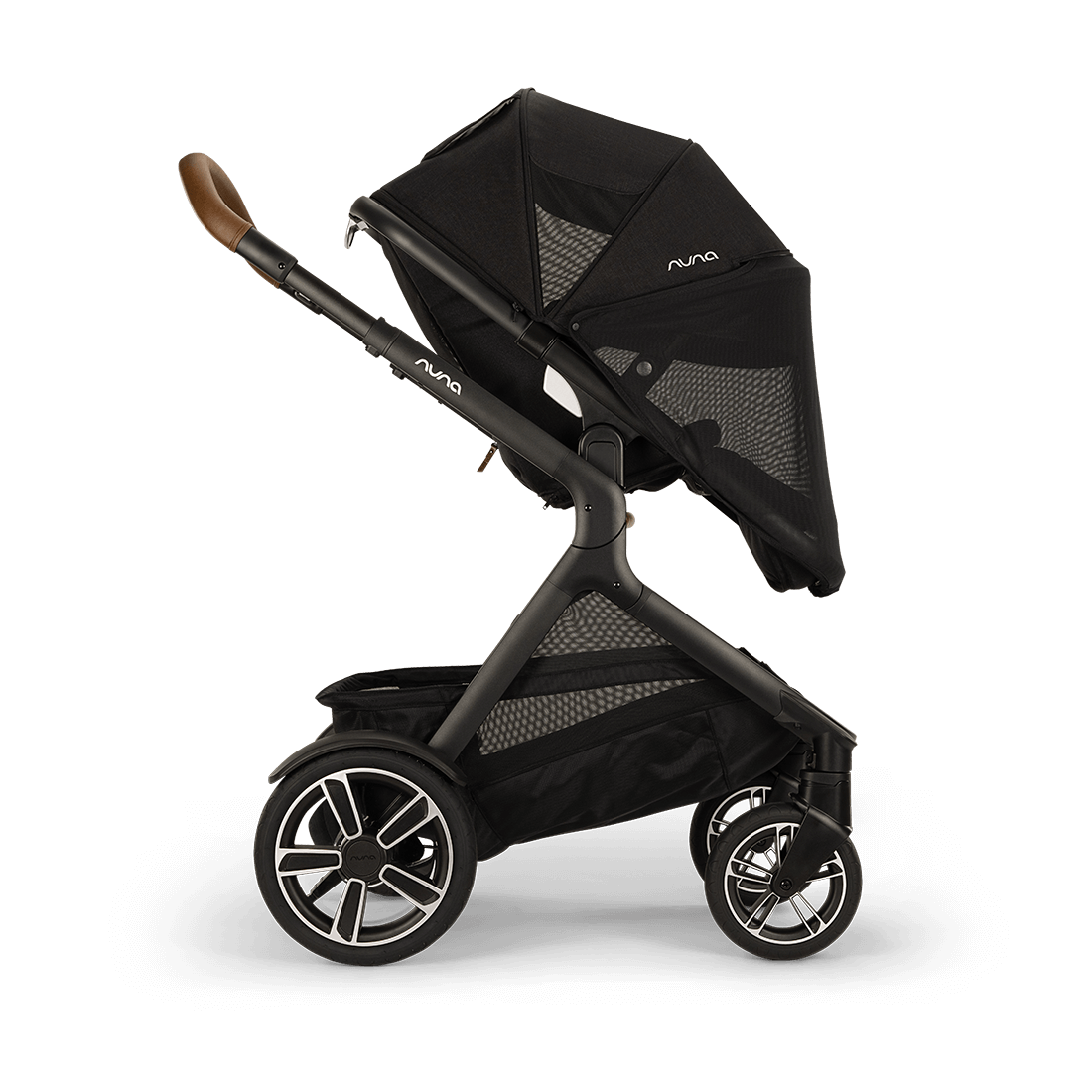 Nuna Demi Next + Pipa AIRE car seat Travel System