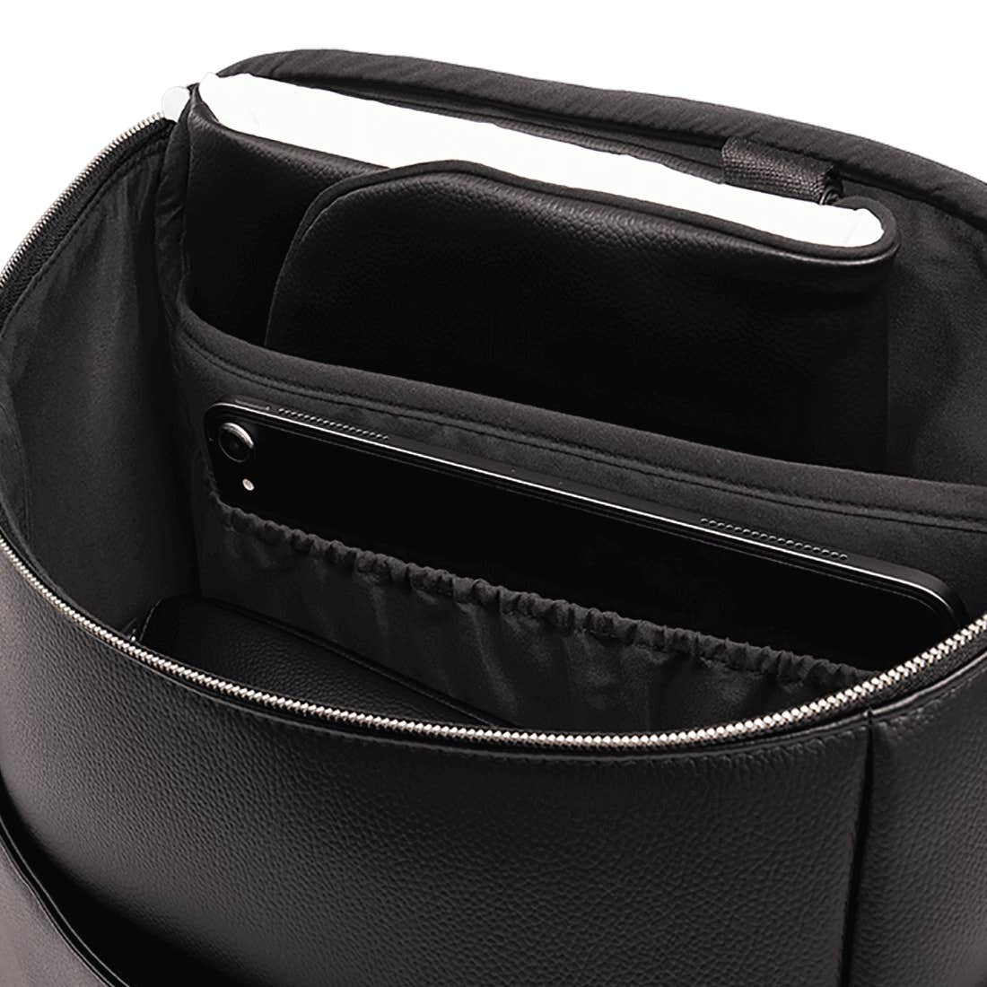 Nuna x BMW Essentials Bag