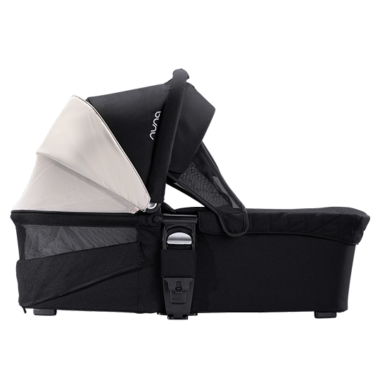 Parent favorite Nuna MIXX Bassinet wih Stand