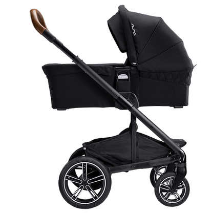Nuna MIXX Bassinet wih Stand is a must-have for baby registries.