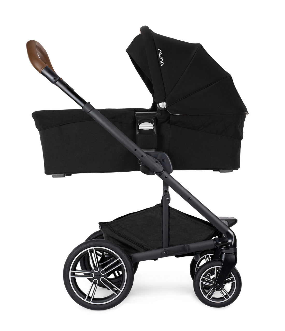 Nuna MIXX Bassinet wih Stand is a must-have for baby registries.