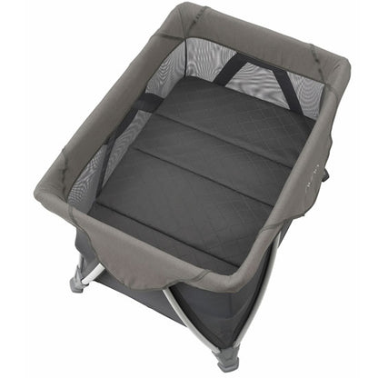 Ships Free Nuna SENA Aire Playard