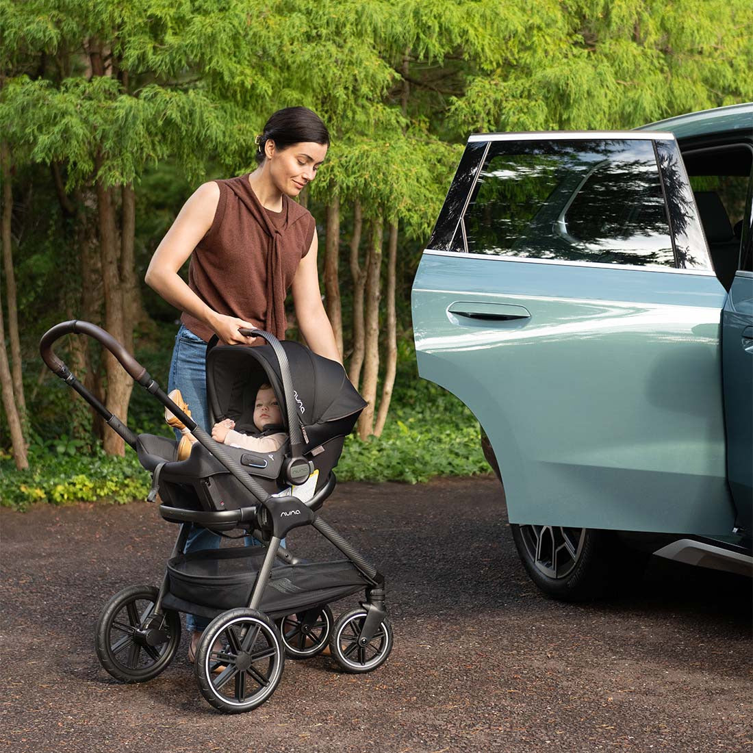 Nuna Triv lx + Pipa Rx Travel System