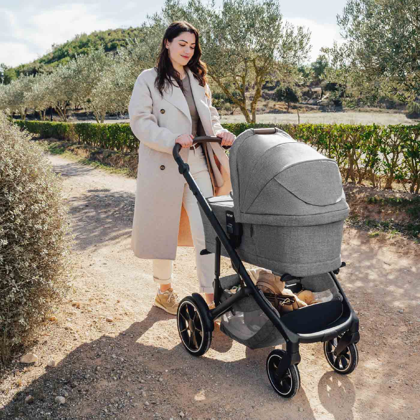 Romer Sera Bassinet for Tura Stroller, Portable Baby Bassinet - Pearl