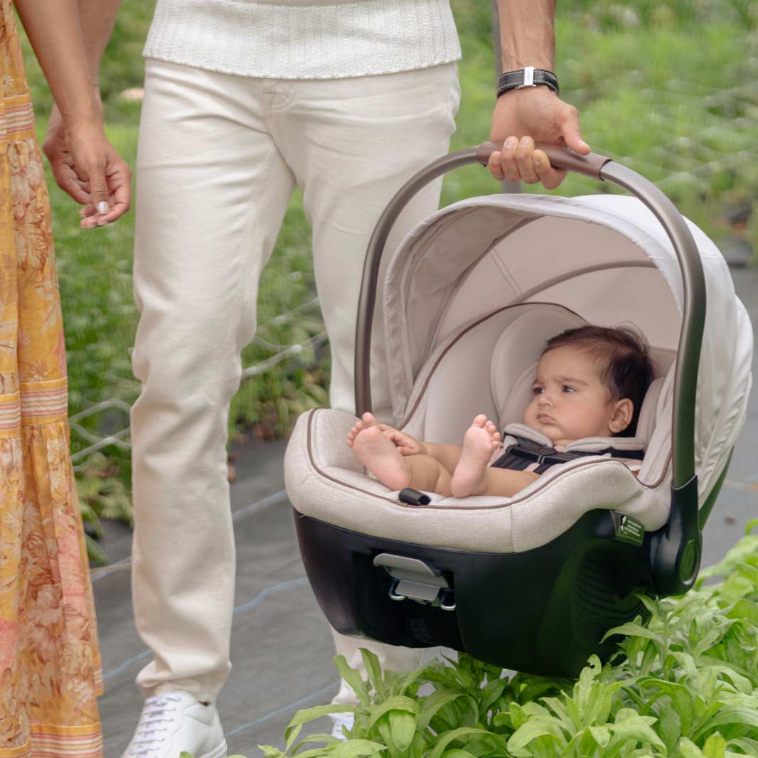 Maxi-Cosi Tayla Max + Peri 180 Travel System