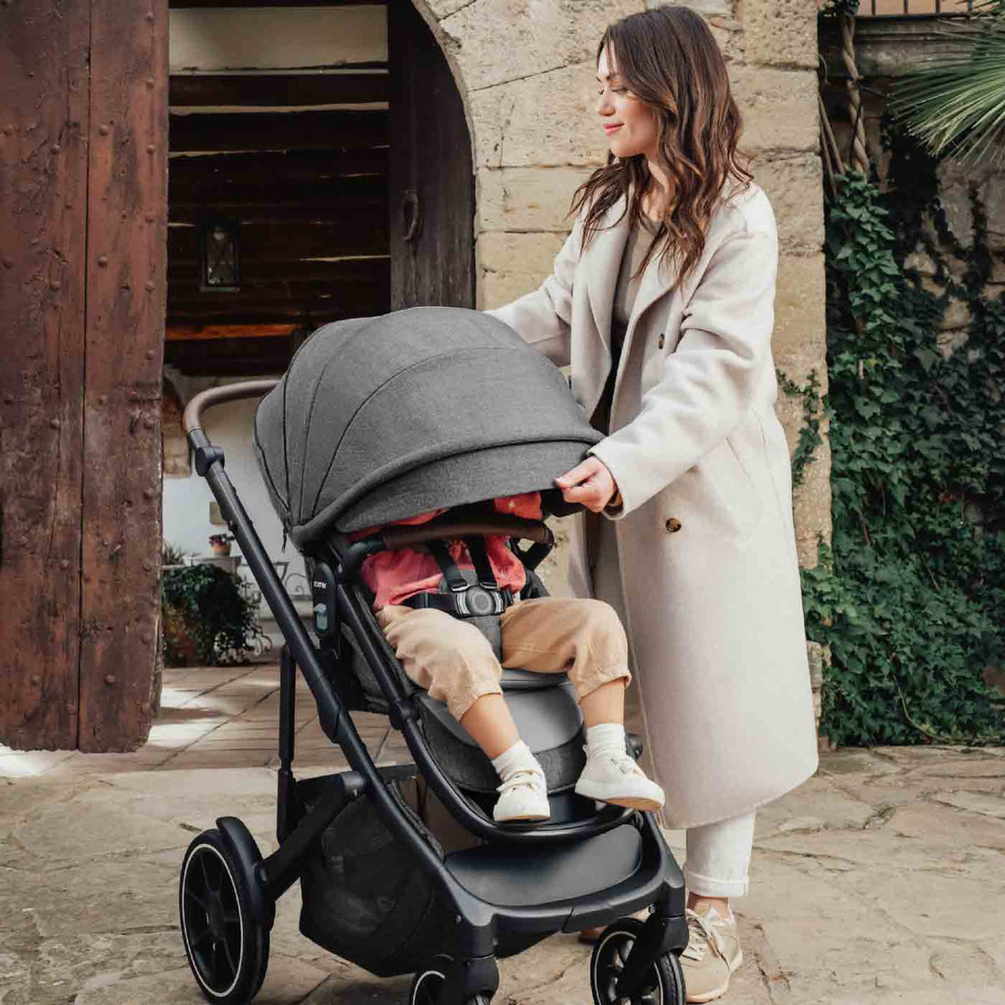 Romer Tura Stroller, Portable Toddler and Baby Stroller - Peppercorn