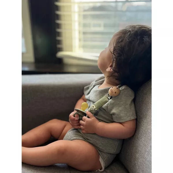 Bibs Pacifier Clip for infants 