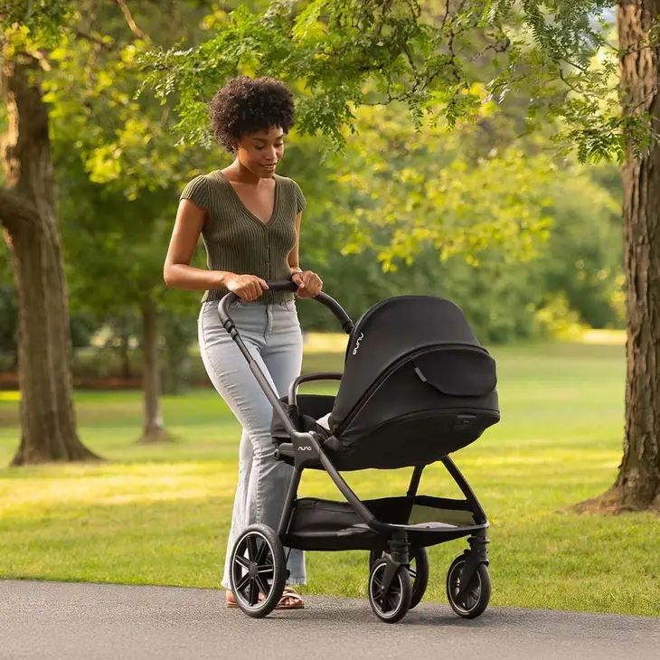 Nuna TRIV lx + Pipa URBN Travel System