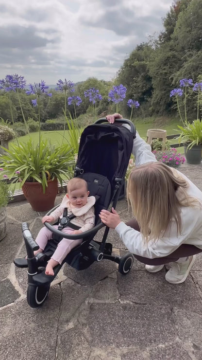 SmarTrike Traveler Stroller
