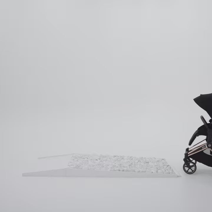 Cybex Priam Frame  - Style Collection - Video
