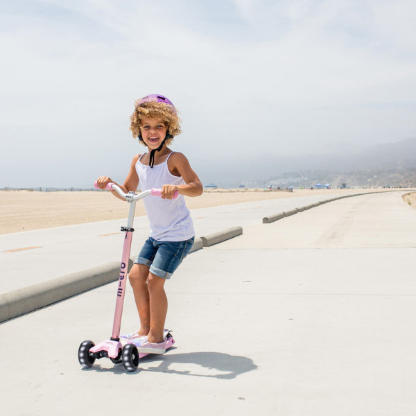 Maxi Micro Deluxe Pro LED Rose Scooter